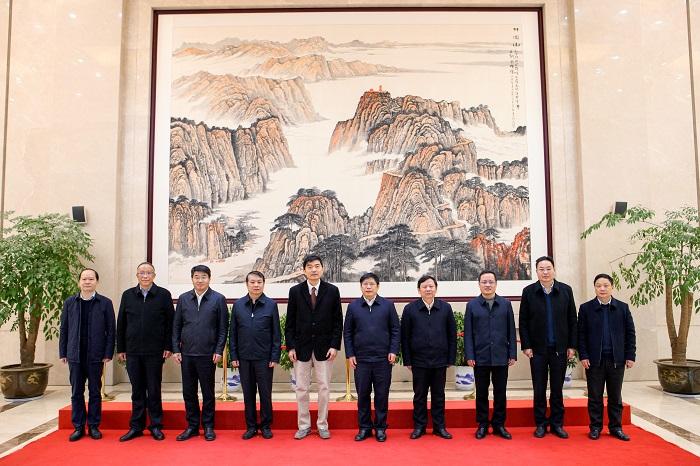 一线牵著万线缕，红云飘影千秋歌打一正确生肖详细解答、解释与落实、统计解答解释落实